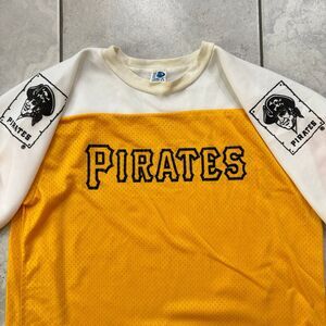 Vintage 80s Women’s Pittsburgh Pirates Jersey Size